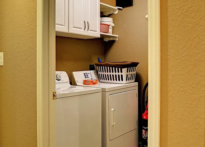 Mandalay Club 606 Apartment